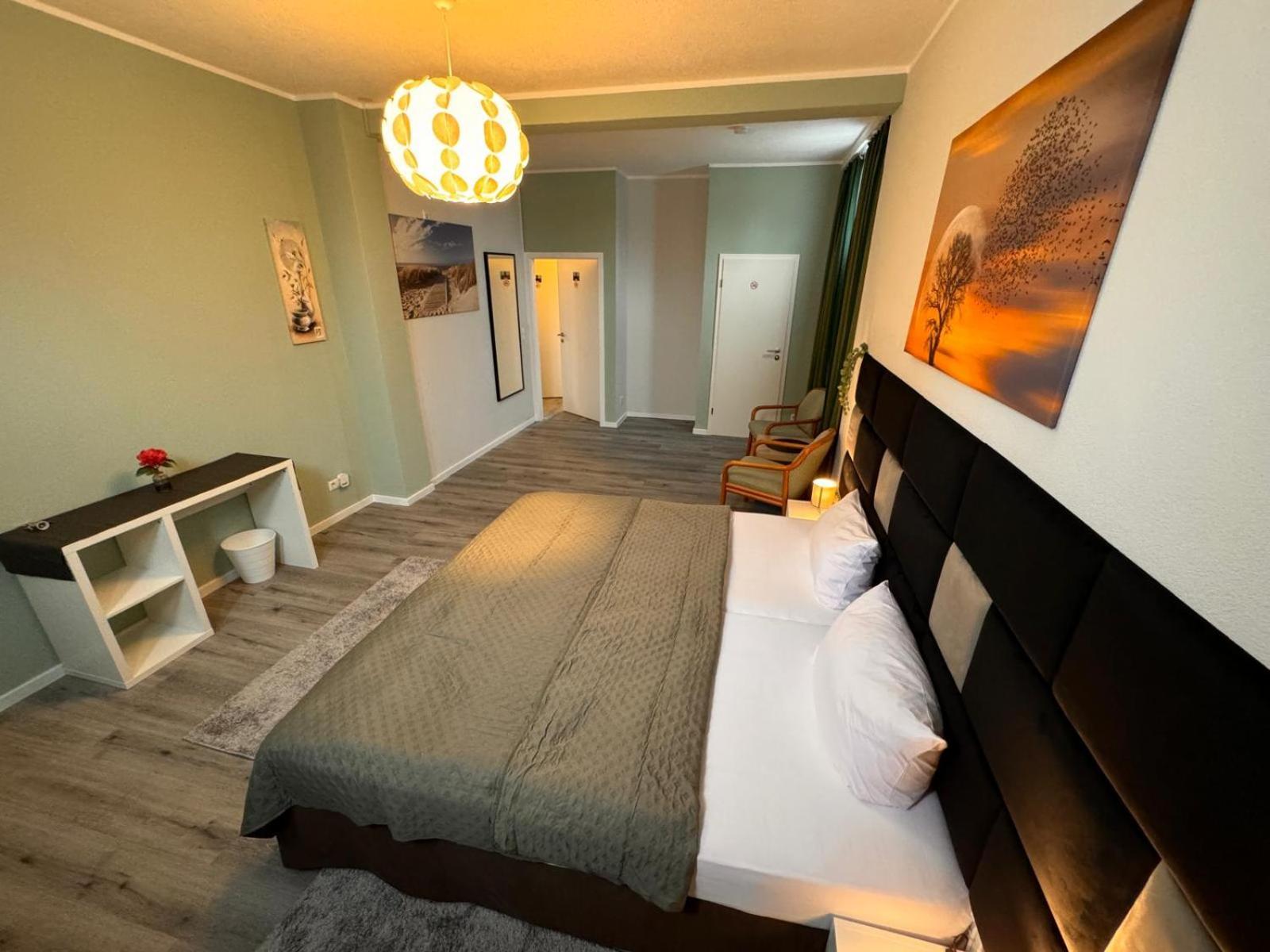 F-F Haus Monteuren Unterkunft Neuhausen auf den Fildern Bagian luar foto
