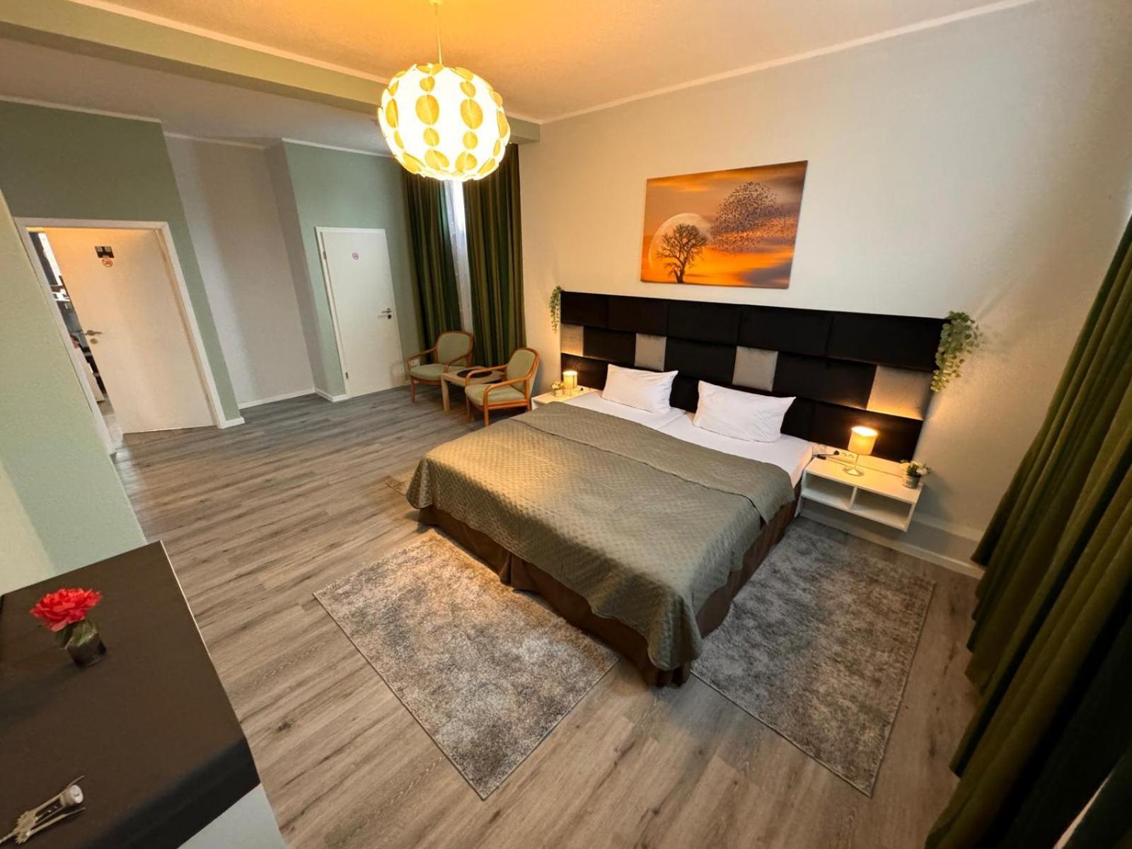 F-F Haus Monteuren Unterkunft Neuhausen auf den Fildern Bagian luar foto