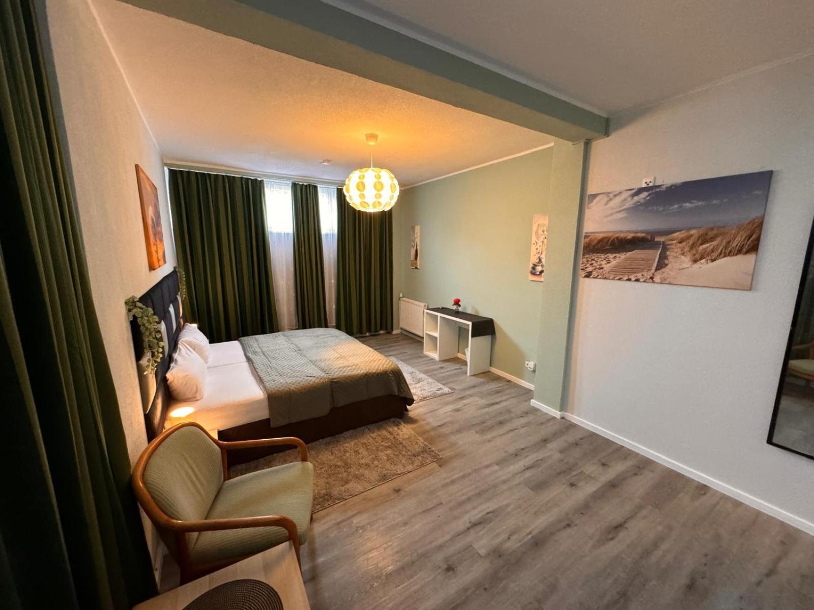 F-F Haus Monteuren Unterkunft Neuhausen auf den Fildern Bagian luar foto