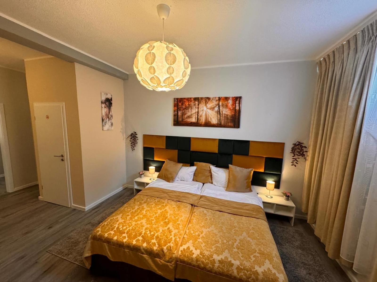 F-F Haus Monteuren Unterkunft Neuhausen auf den Fildern Bagian luar foto